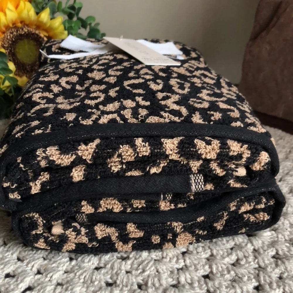 Rachel Zoe Black and Tan Leopard Hand Towels